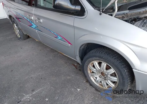 2005 Dodge Grand Caravan Sxt z USA, uszkodzony, nr VIN 2D4GP44L15R336391